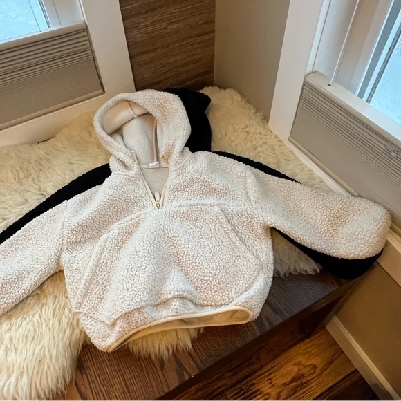 2 Pc The Gap 1/2 Zip Sherpa Pullover Black and White Small - Picture 4 of 4